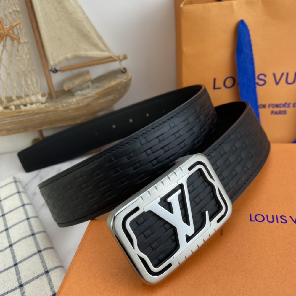 belt LV