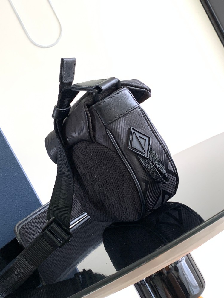 Dior man's CD Dimond Messenger Bags
