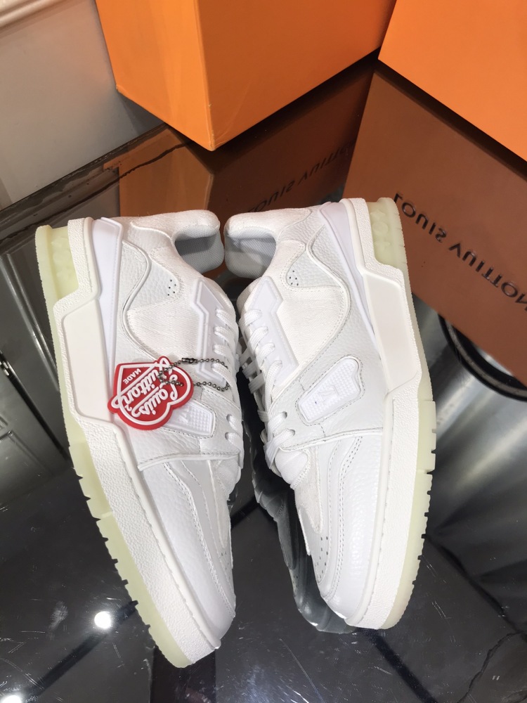 LV flats LV size  LV运动鞋