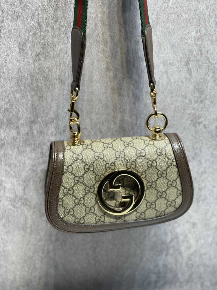 Gucci GG Blondie  size 22*5.5*13
