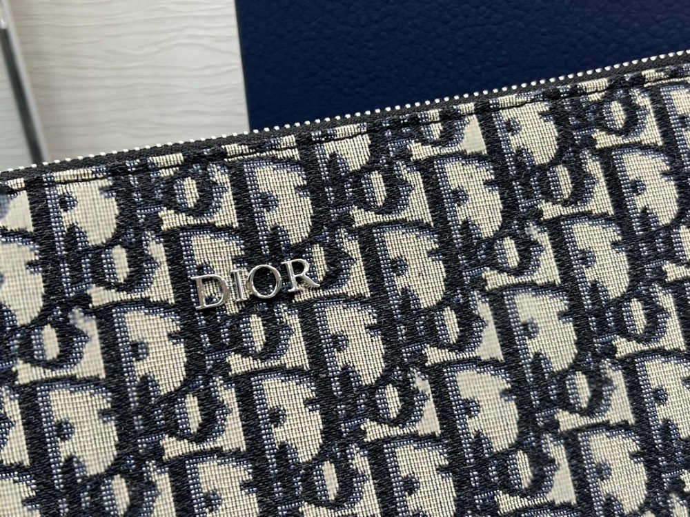 Dior man's Oblique clutches