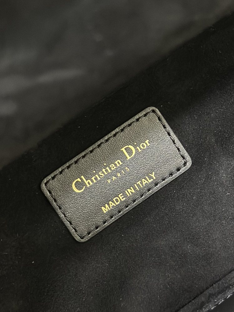 Dior Handmade bag Lady Dior  size 24 x 20 x 11