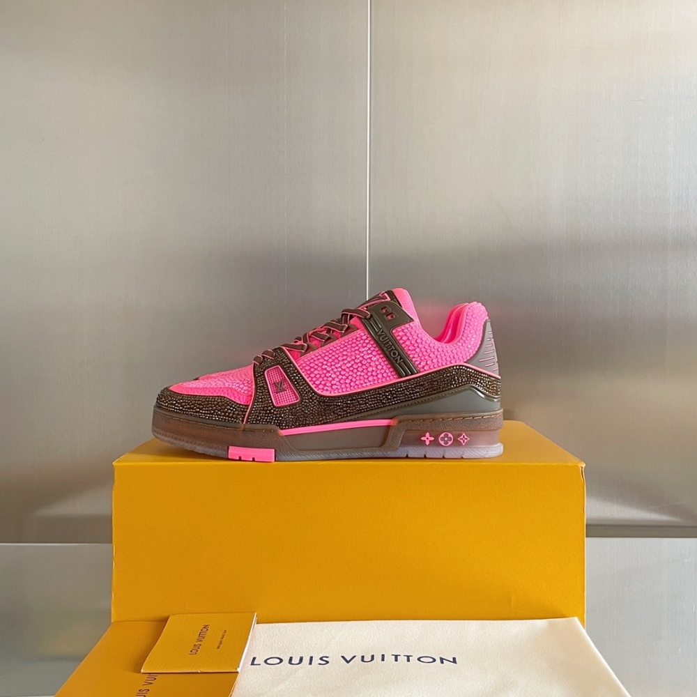 LV flats LV size  LV运动鞋