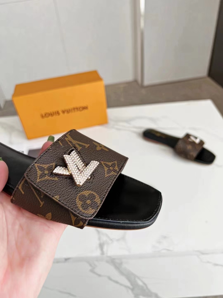 slippers Louis  LV拖鞋