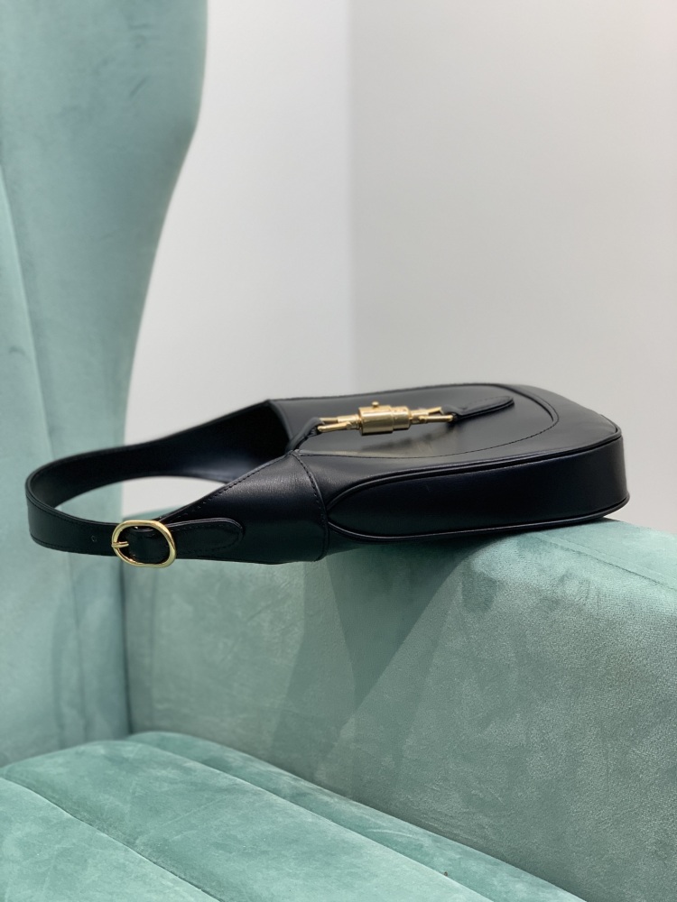 Gucci bag Ten Jackie  size 28*19*4.5
