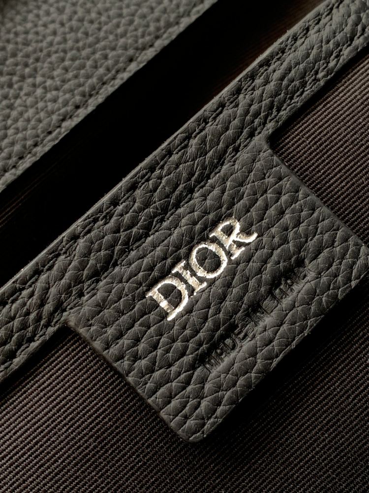 Dior manbag