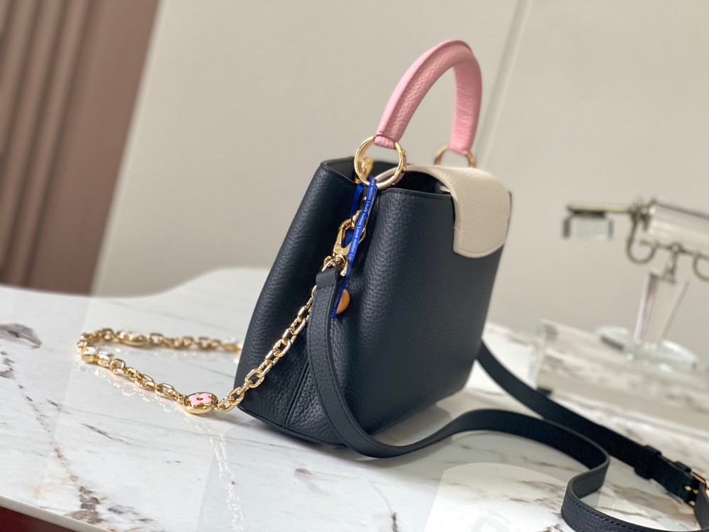 LV Capucines BB M20844 black