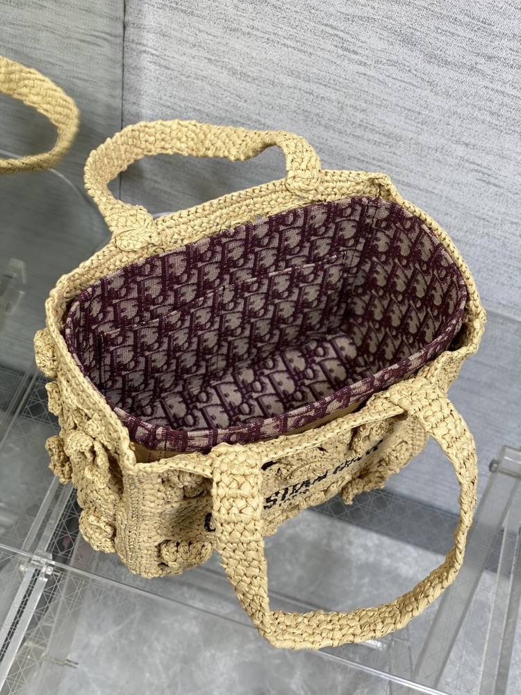 Dior Handmade bag size