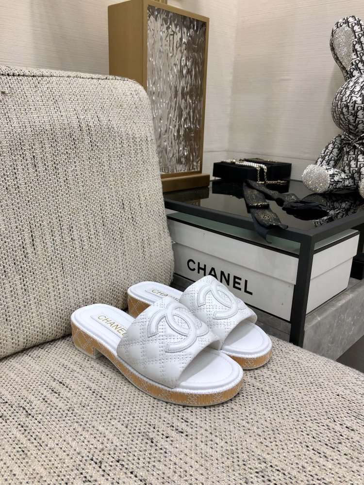chanel SIZE  香奈儿拖鞋