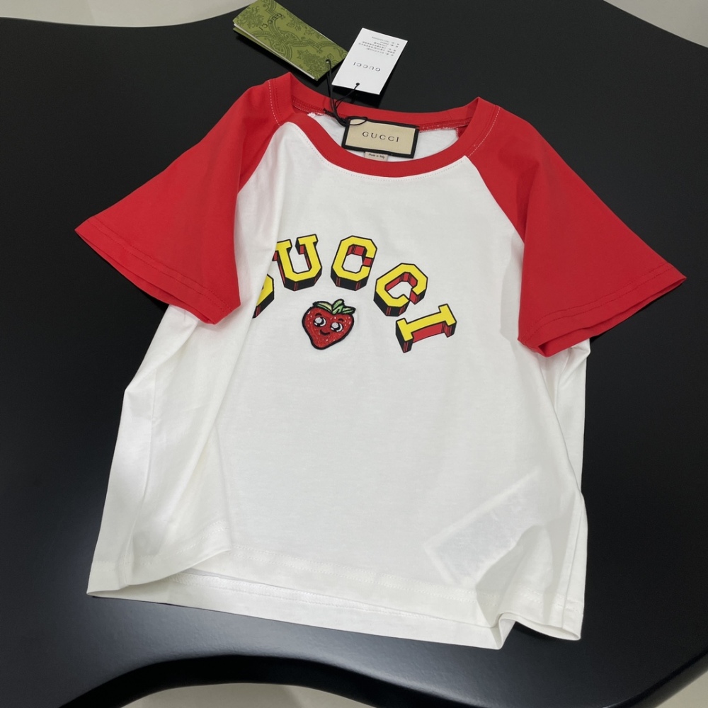 T-shirt  Gucci