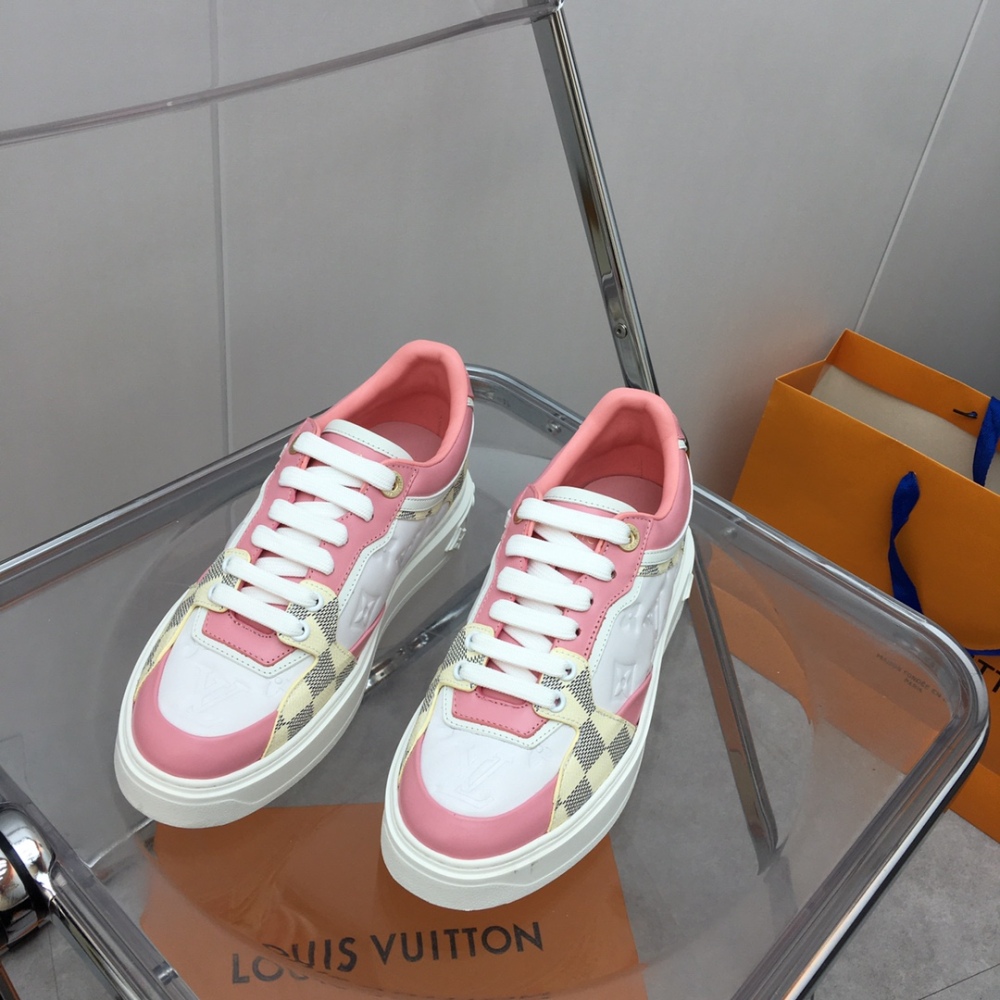LV sneaker