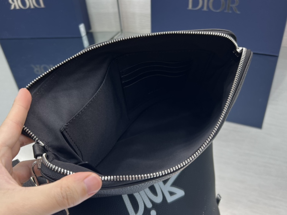 Dior manbag