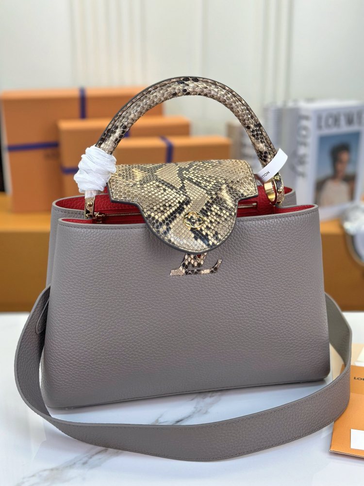 LV Capucines