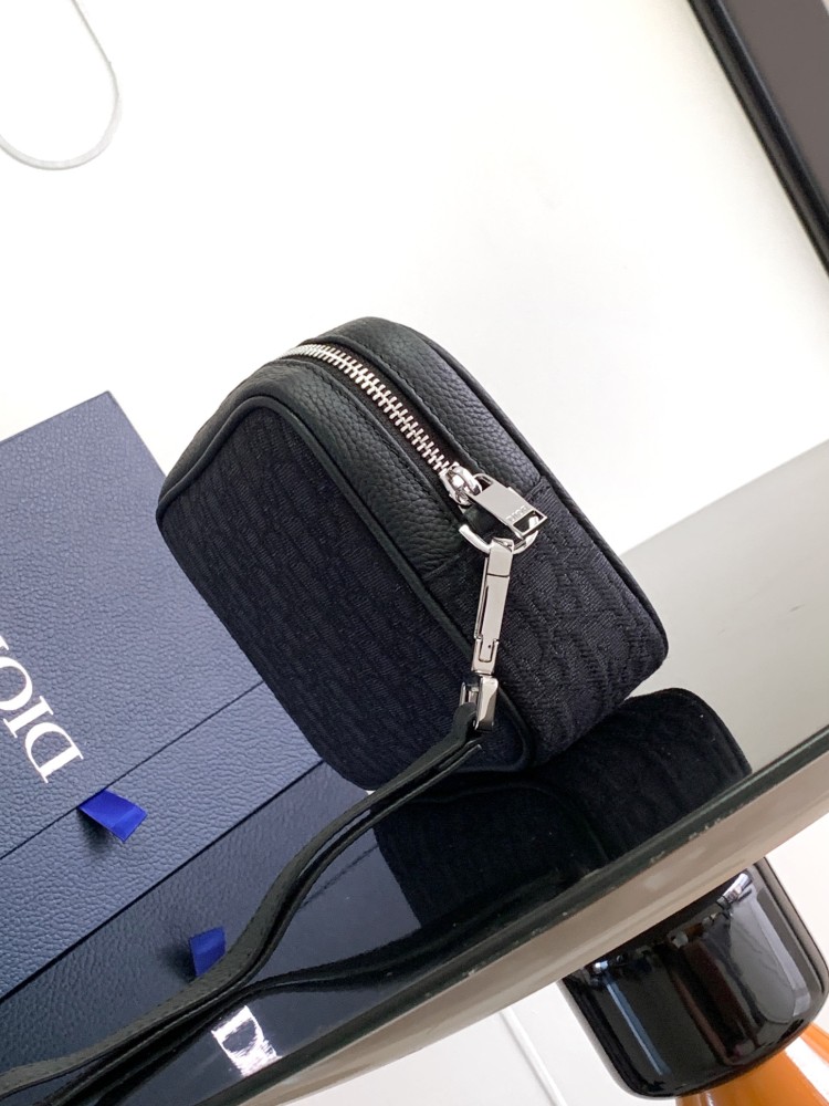 Dior man's Oblique Messenger Bags