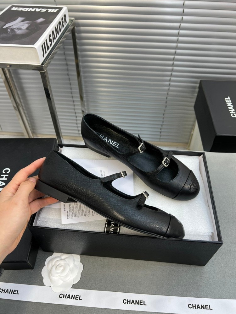 chanel  小香玛丽珍