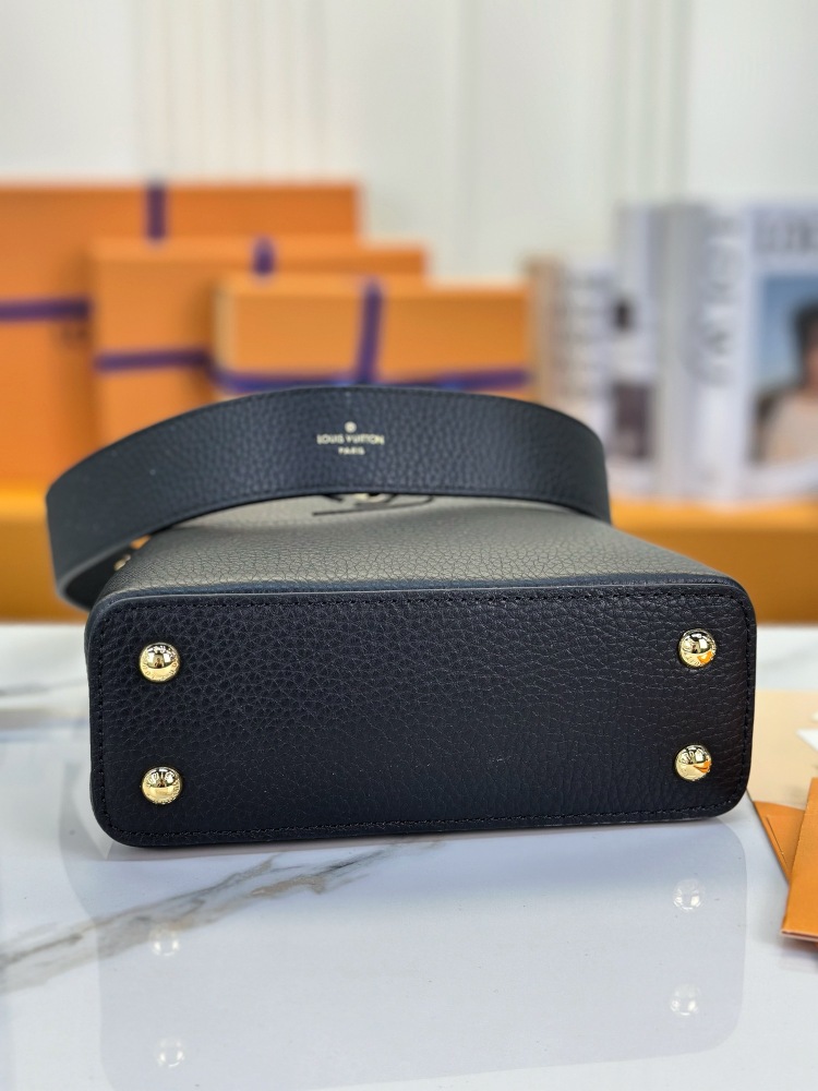 LV Capucines