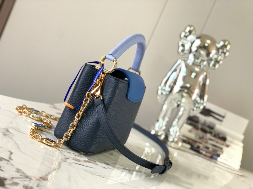 LV Capucines Mini M20845 Navy blue