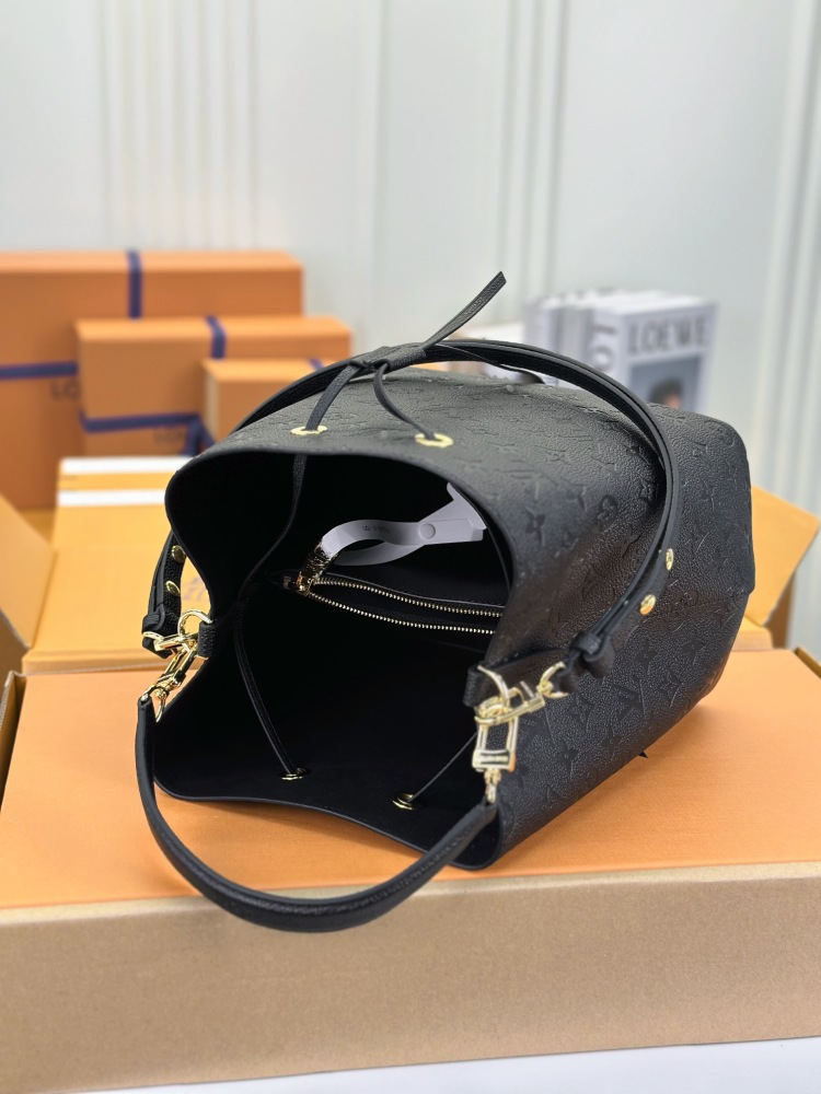 LV Monogram Empreinte size 26x26x17.5