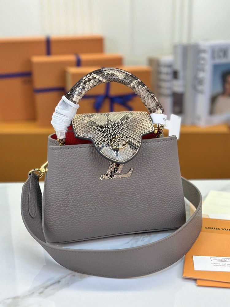 LV Capucines