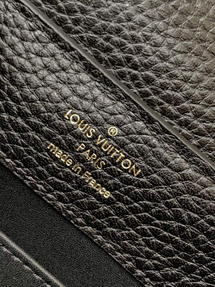 LV Capucines