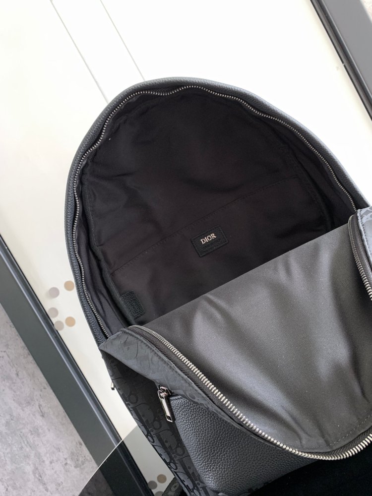 Dior manbag