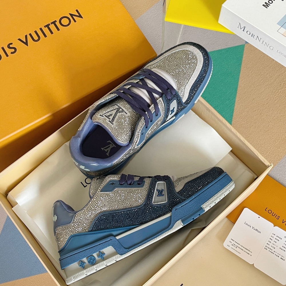 LV flats LV size  LV运动鞋