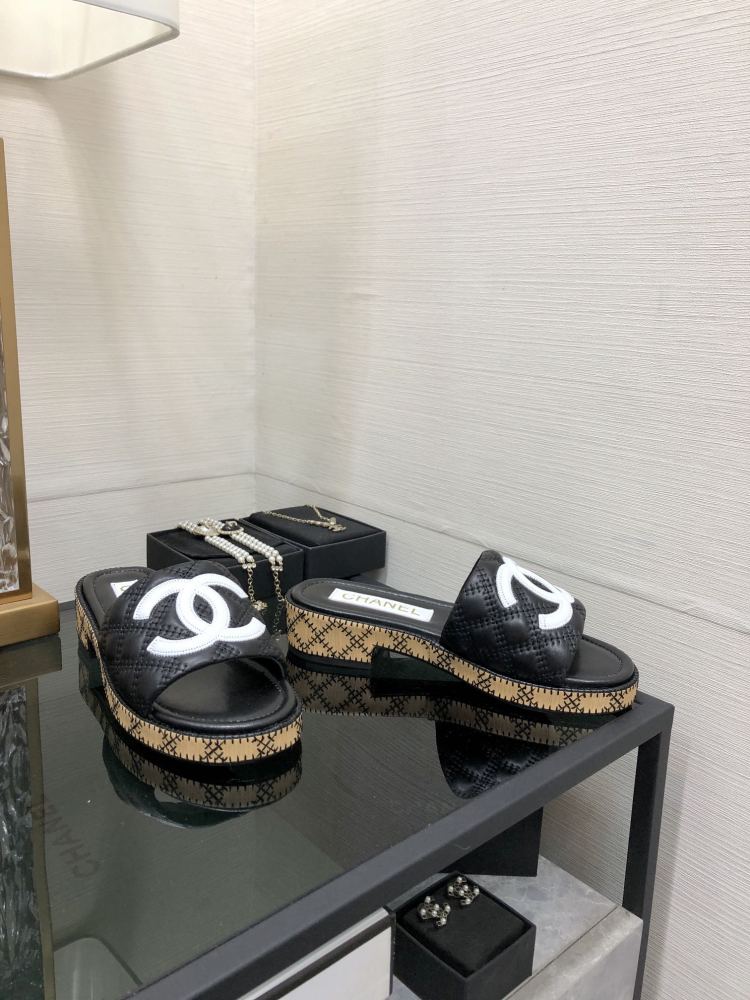 chanel slippers