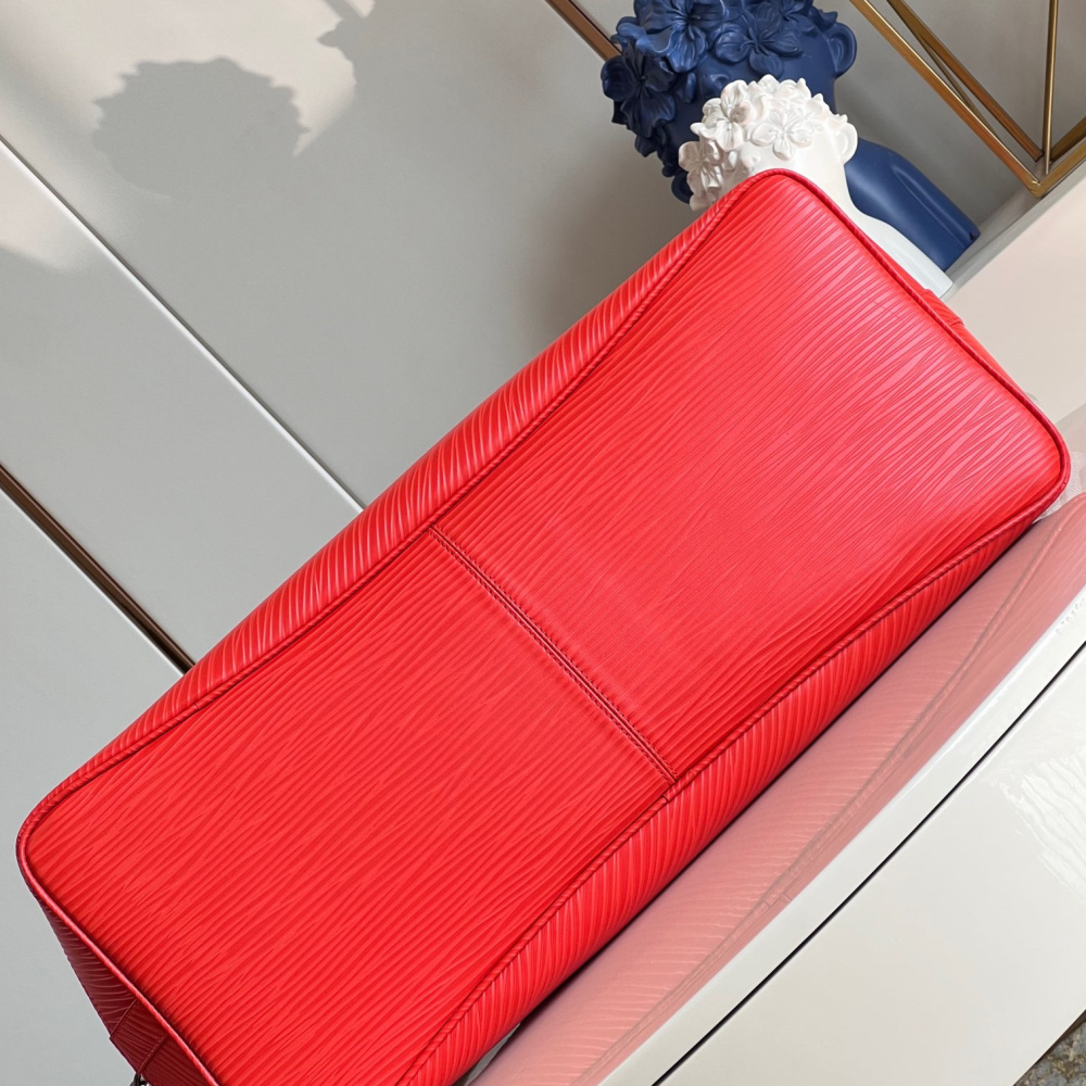 LV Alma GM M23102