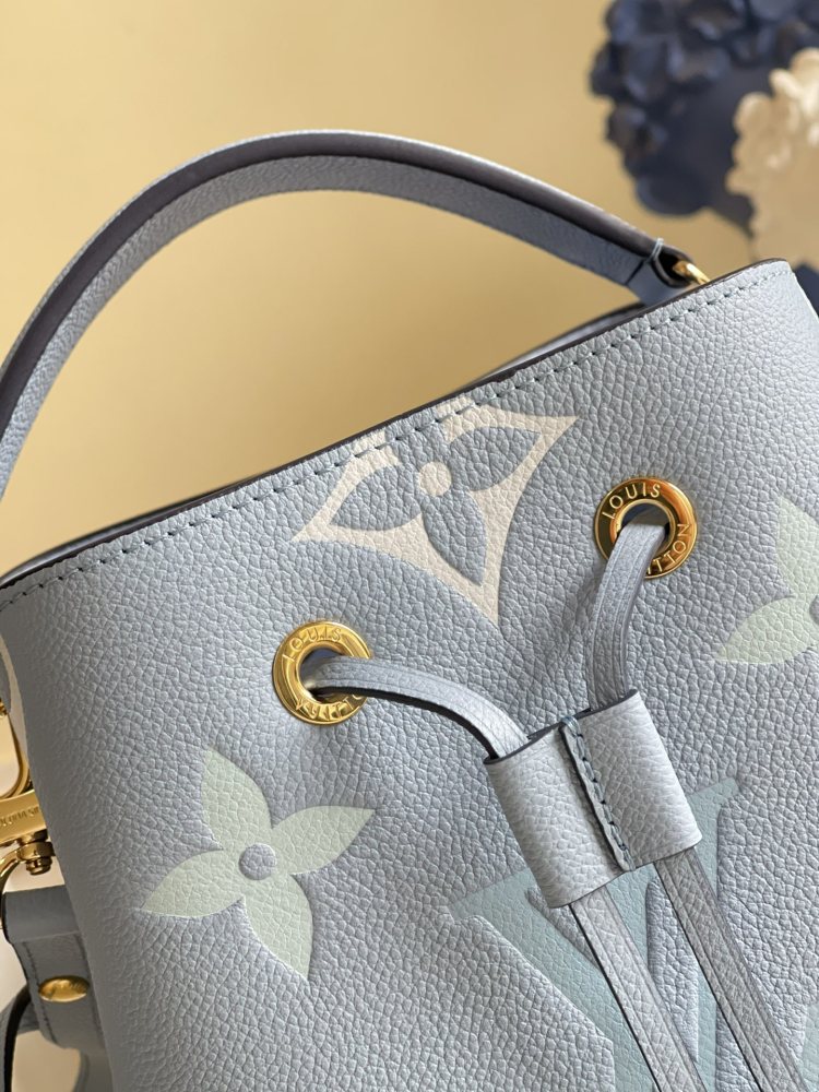 LV Empreinte Monogram Giant Bucket Bags   size 20 x 20 x 13