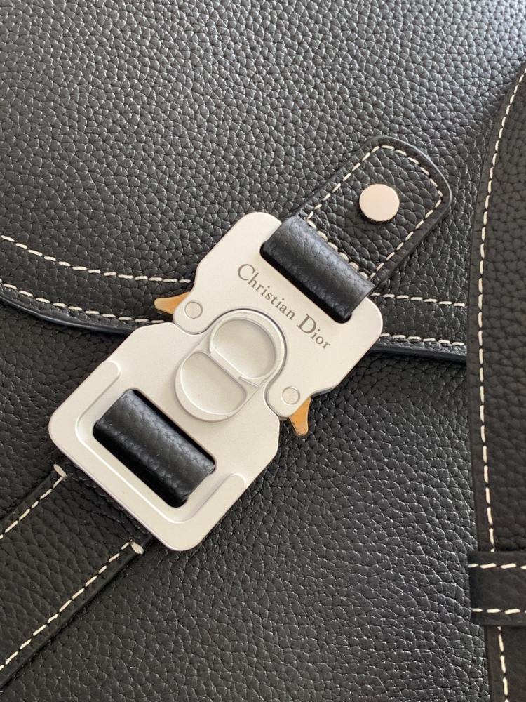 Dior manbag