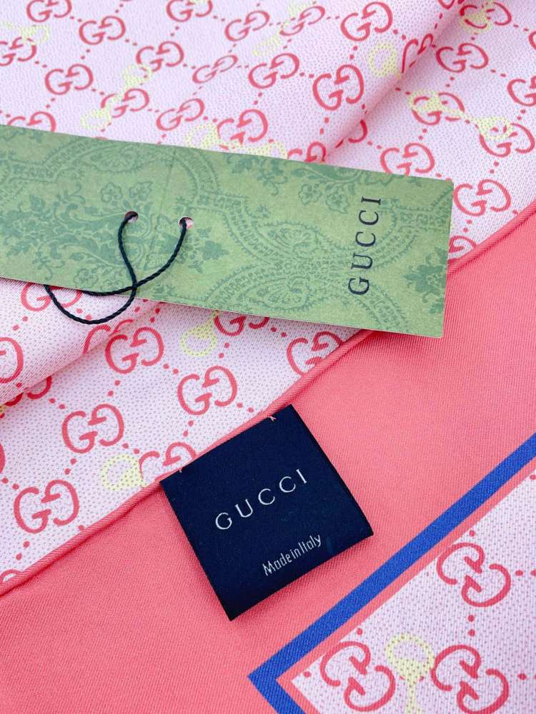 GUCCI Scarf