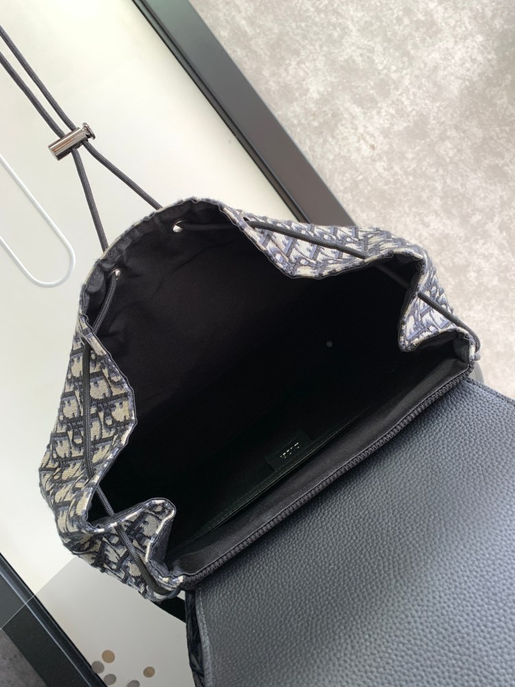 Dior manbag