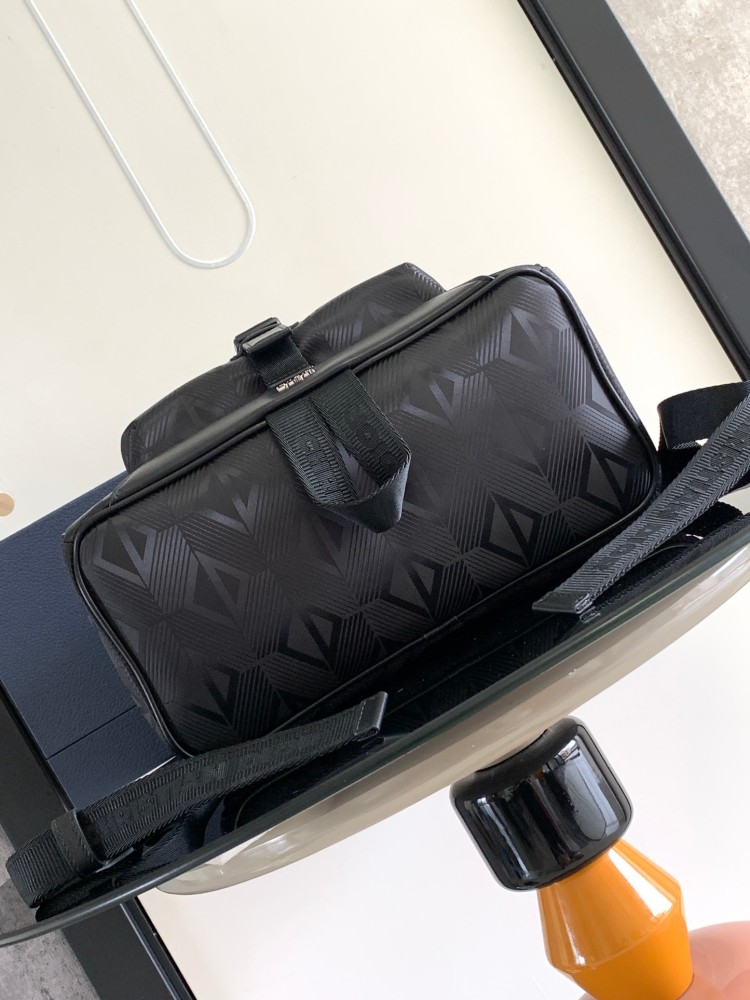 Dior manbag