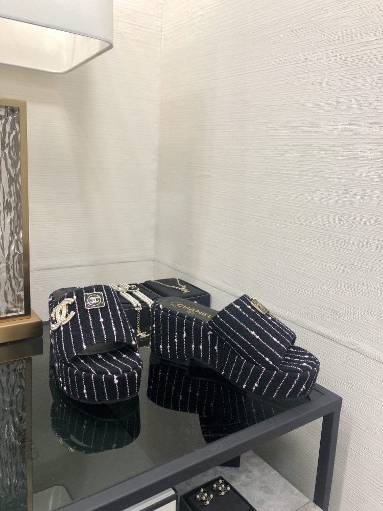 chanel slippers
