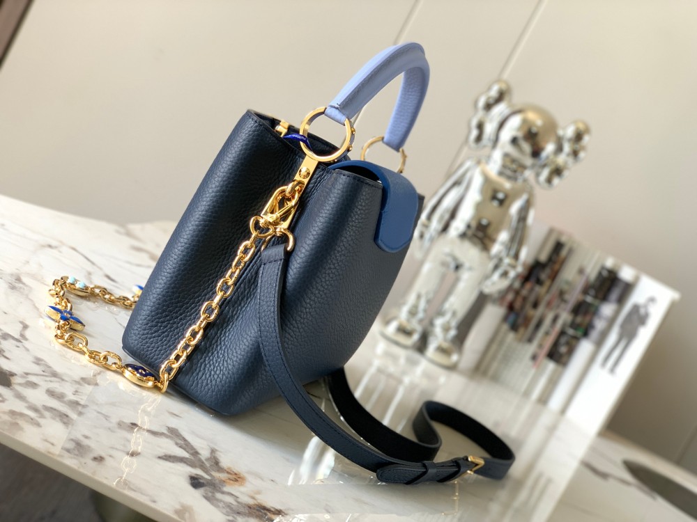 LV Capucines BB M20844 Navy blue