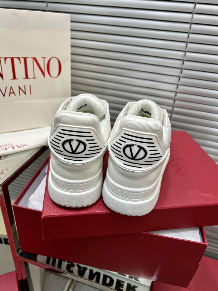 LV sneaker  华伦/lv联名运动