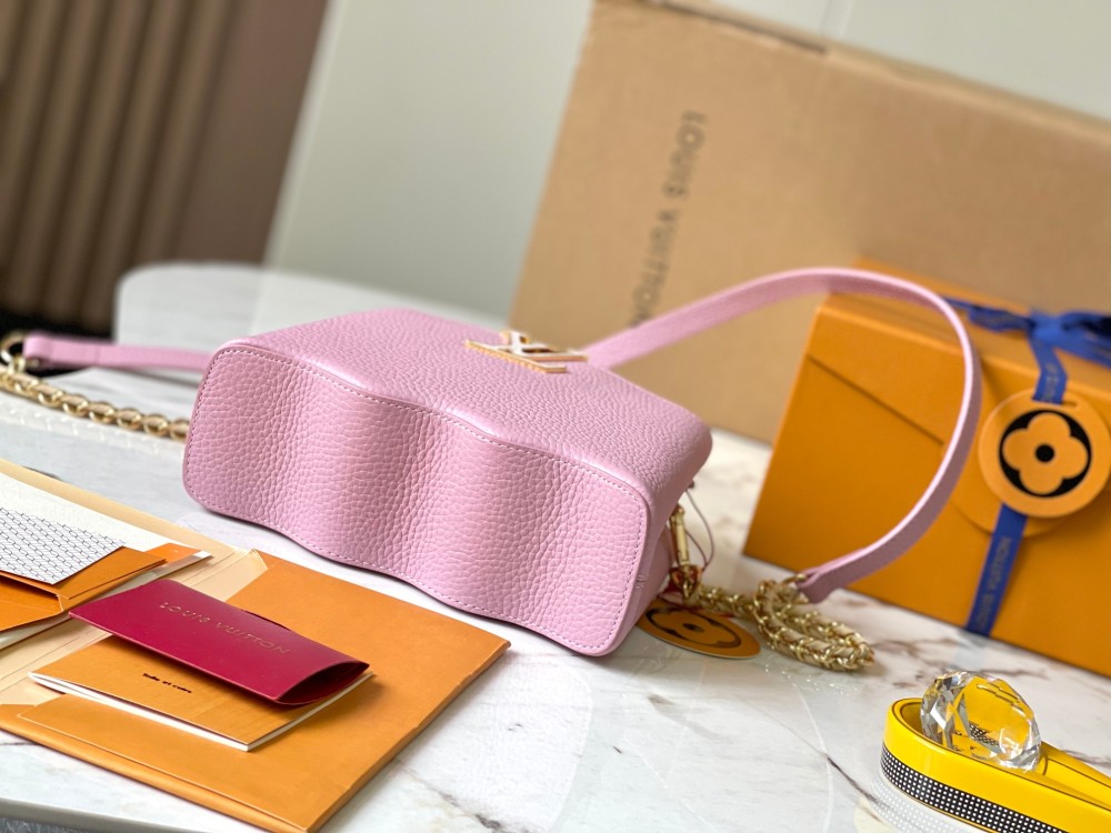 LV Capucines