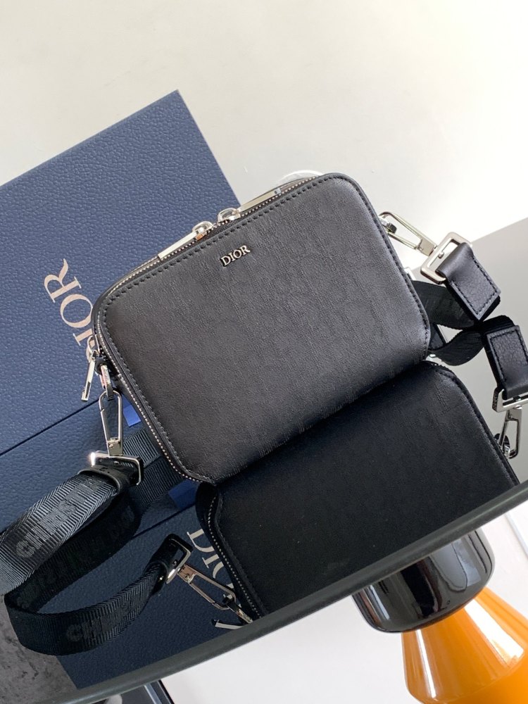 Dior man's Oblique Messenger Bags