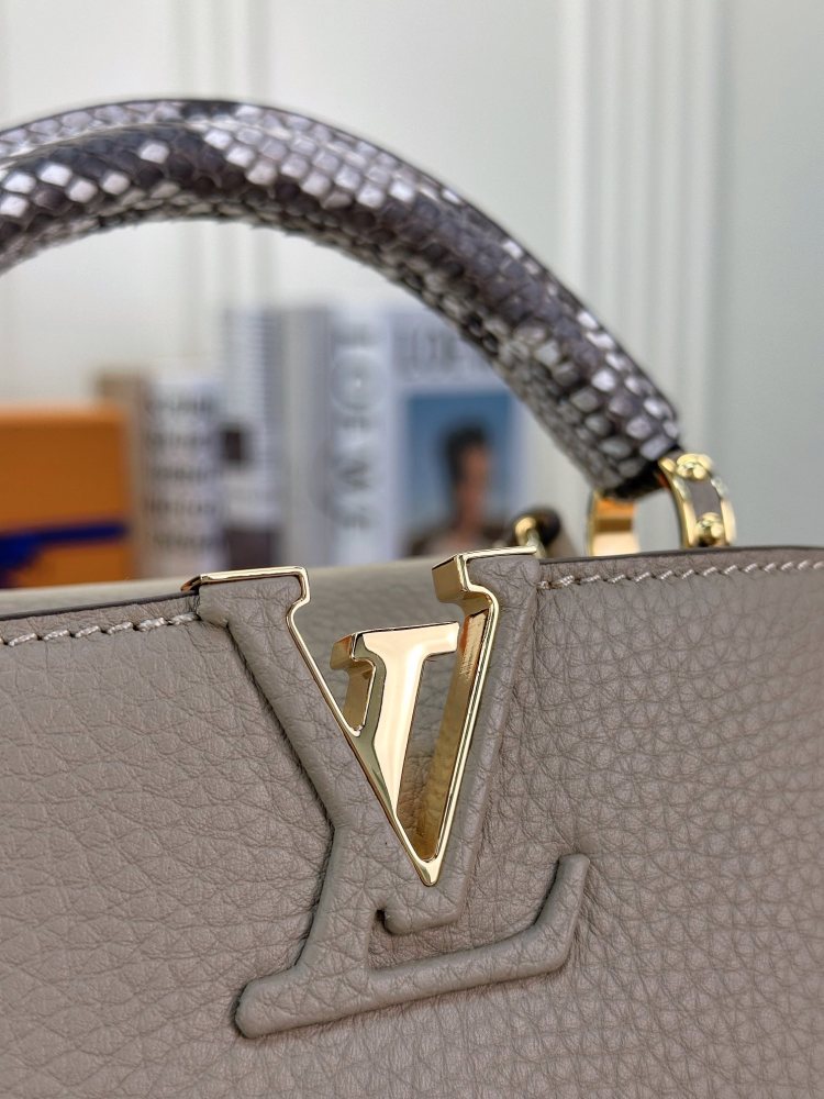 LV Capucines