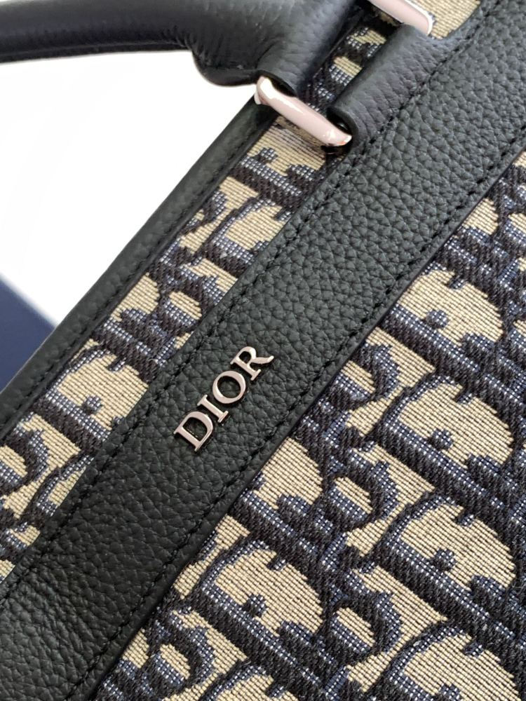 Dior manbag