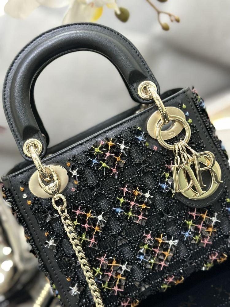 Dior Handmade bag Lady Dior Dior  size 17 x 15 x 7