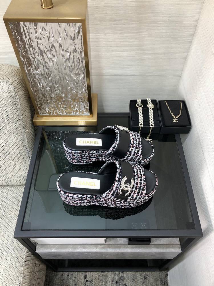chanel SIZE  香奈儿拖鞋 香厚底凉鞋