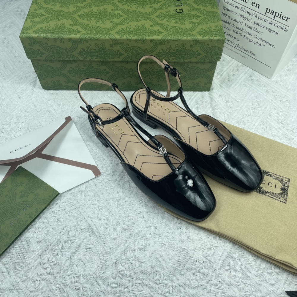 Gucci玛丽珍