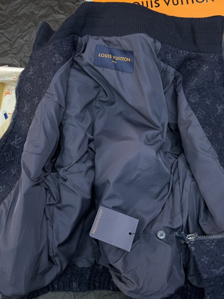 AAA top  Down jacket/cotton jacket LV路易威登 原单狠货 羽绒服/棉服