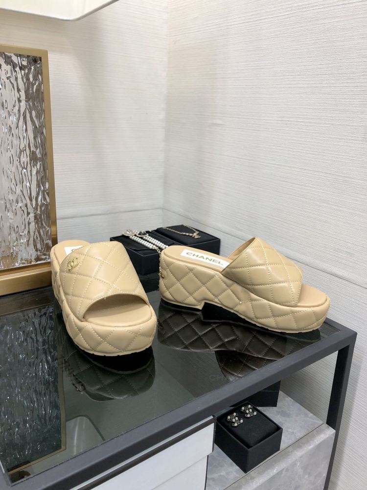 chanel slippers
