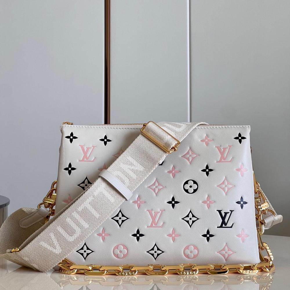 LV  Coussin M22954