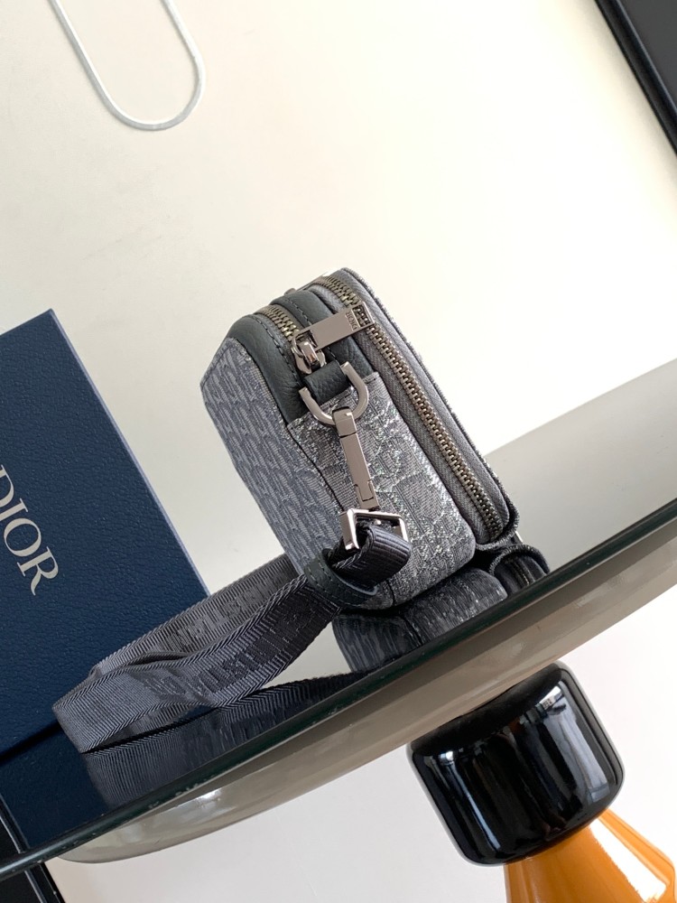Dior man's Oblique Messenger Bags