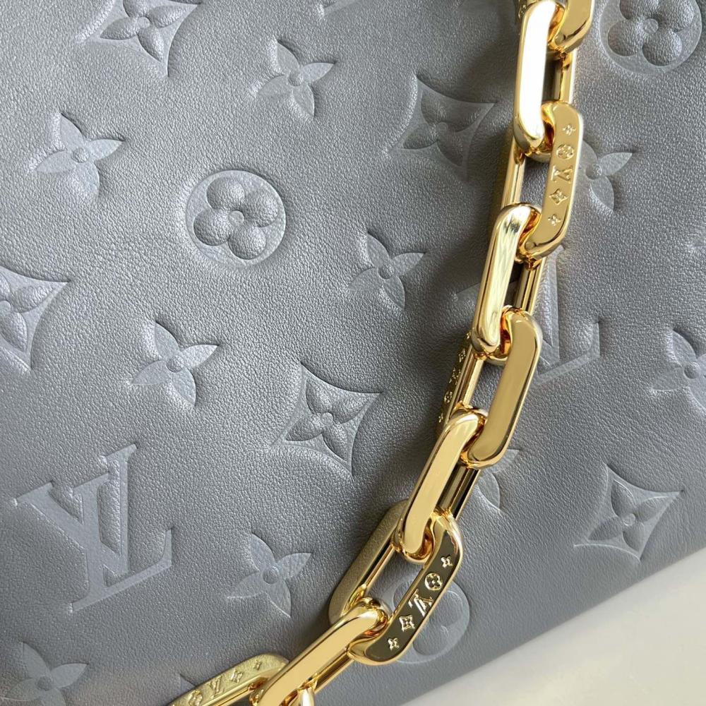 LV  Coussin M57791