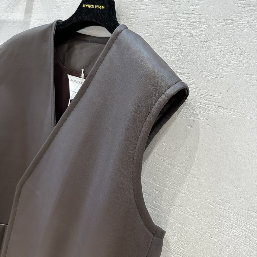 Vest AAA top  leather clothing BOTTEGA VENETA 葆蝶家 马甲 原单狠货 皮衣
