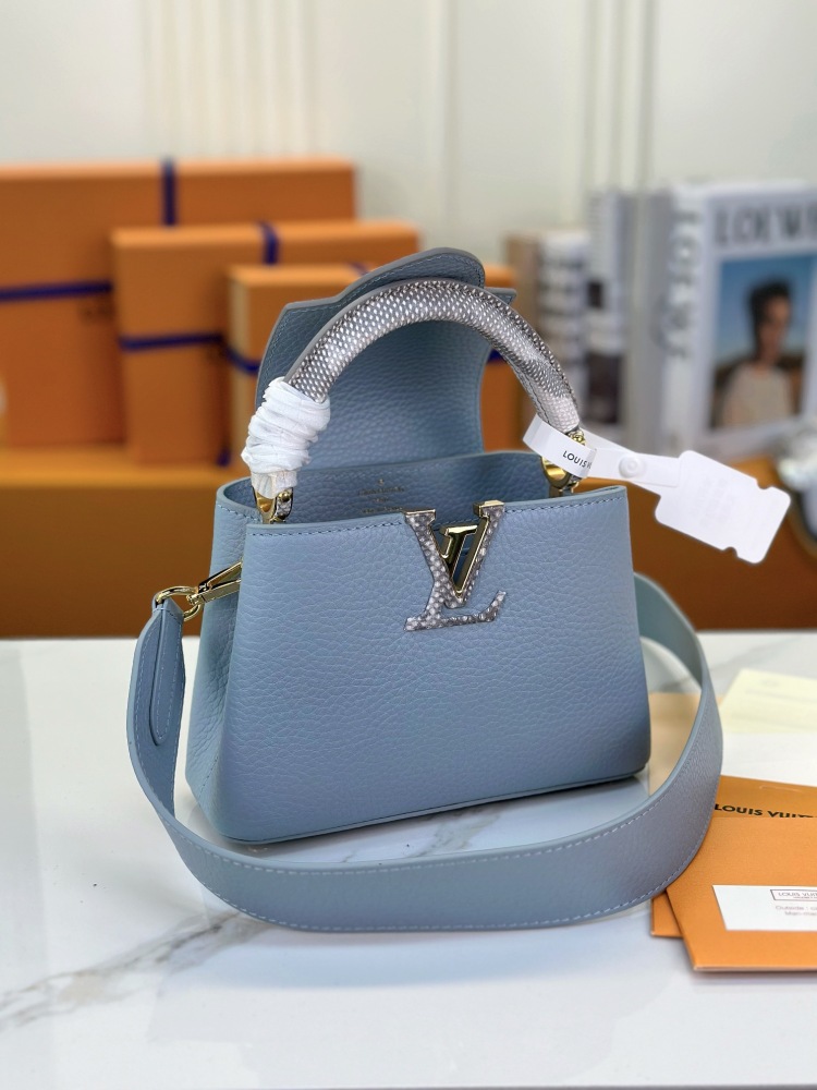 LV Capucines